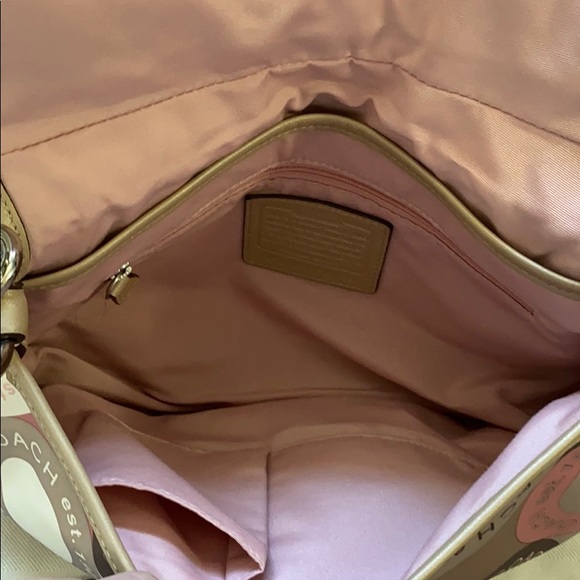NWT Soho pink and brown Coach purse - Picture 4 of 4